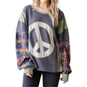 Oli and Hali S/M Peace Applique Plaid Pullover shirt distressed boho long sleeve